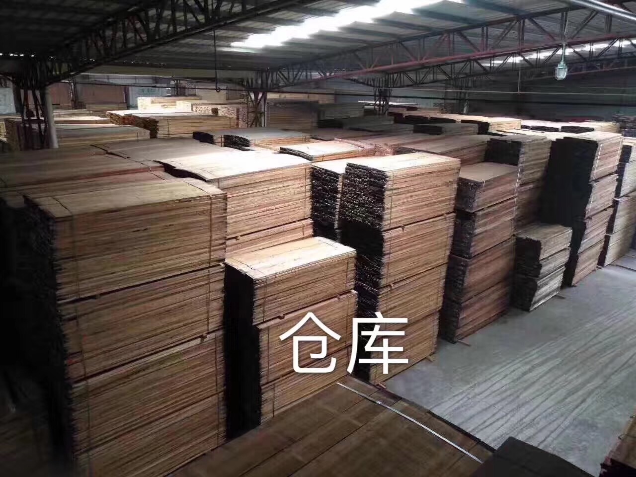 黃金胡桃木5.0-6.0到貨，顏色大美，極受歡迎。各位老板趕緊來(lái)下訂單咯。